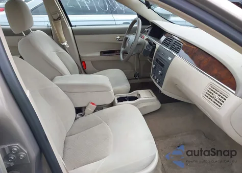 2007 Buick Lacrosse Cx z USA, uszkodzony, nr VIN 2G4WC582371154992